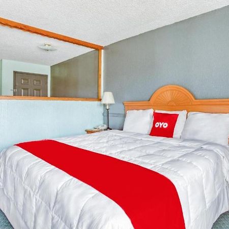 Oyo Townhouse Tulsa Woodland Hills Hotel Luaran gambar