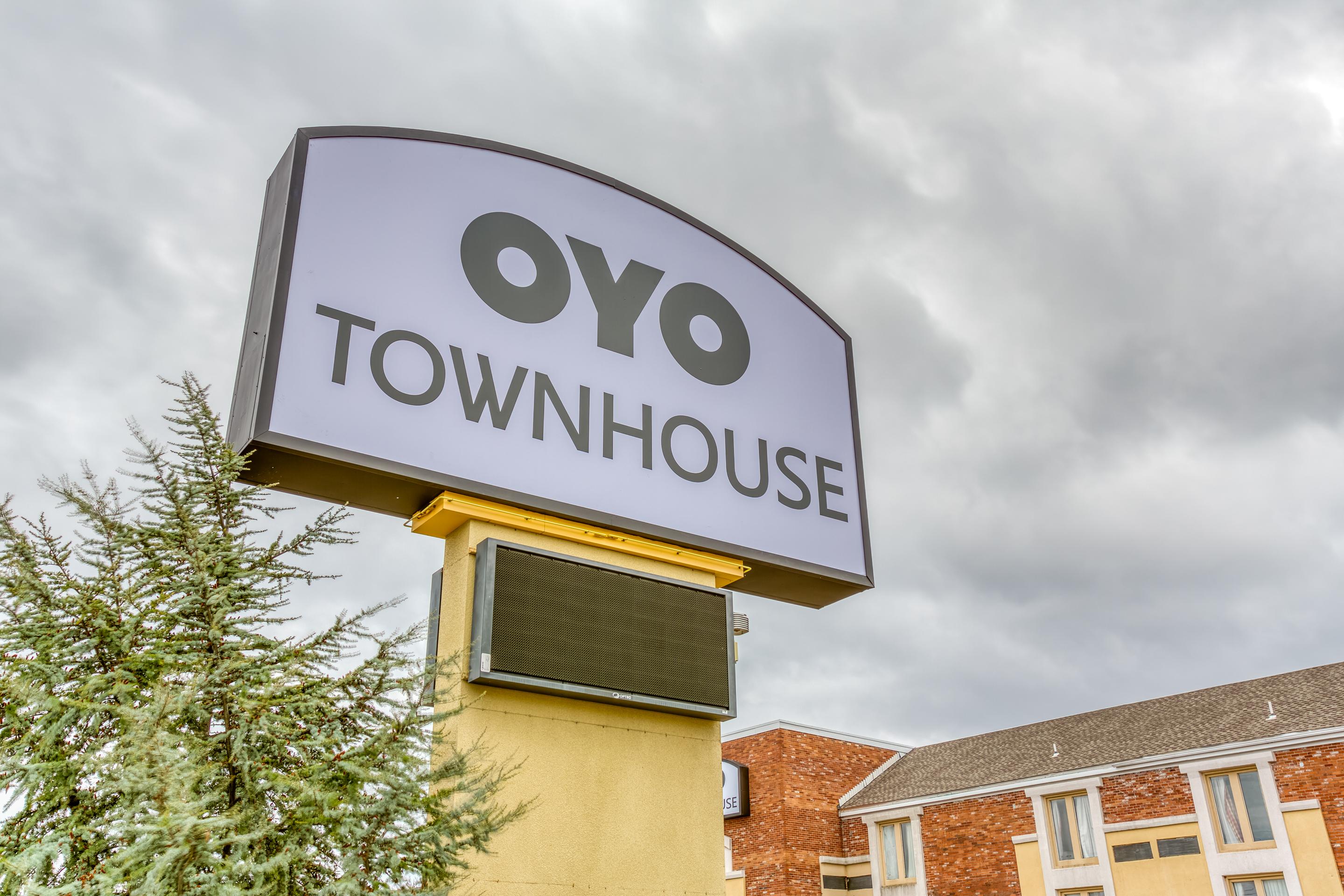 Oyo Townhouse Tulsa Woodland Hills Hotel Luaran gambar