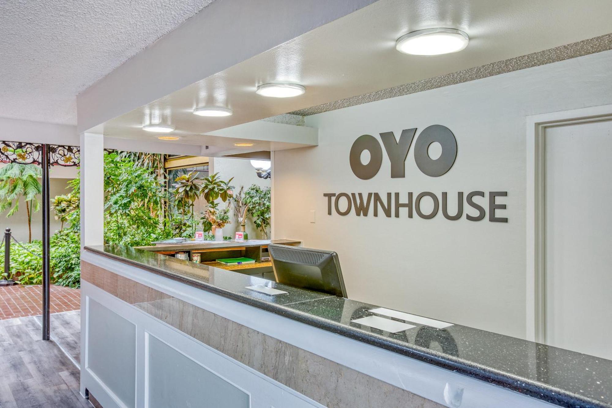 Oyo Townhouse Tulsa Woodland Hills Hotel Luaran gambar