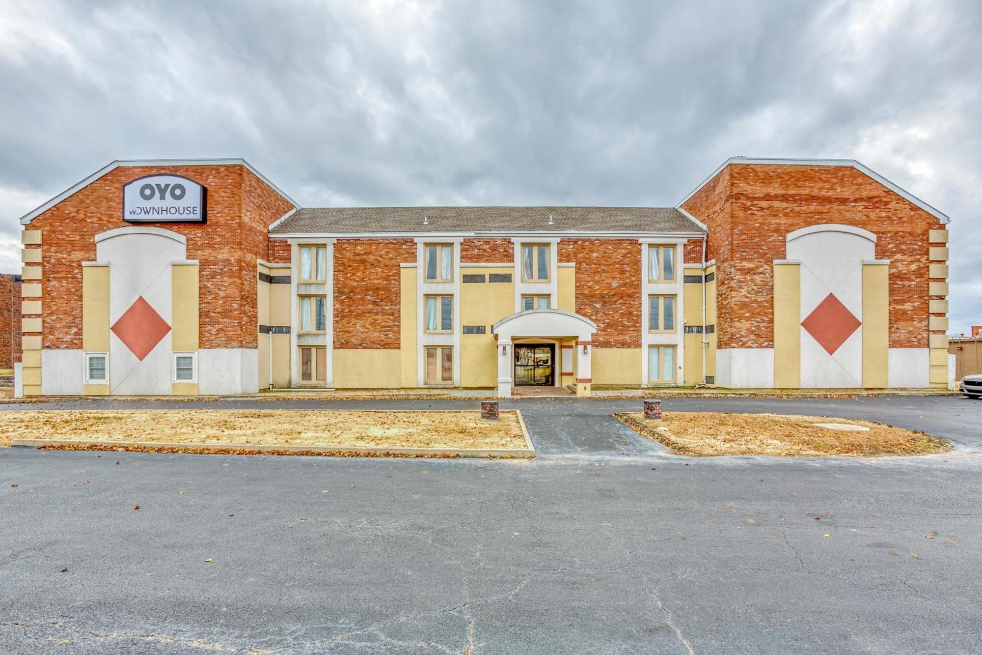 Oyo Townhouse Tulsa Woodland Hills Hotel Luaran gambar