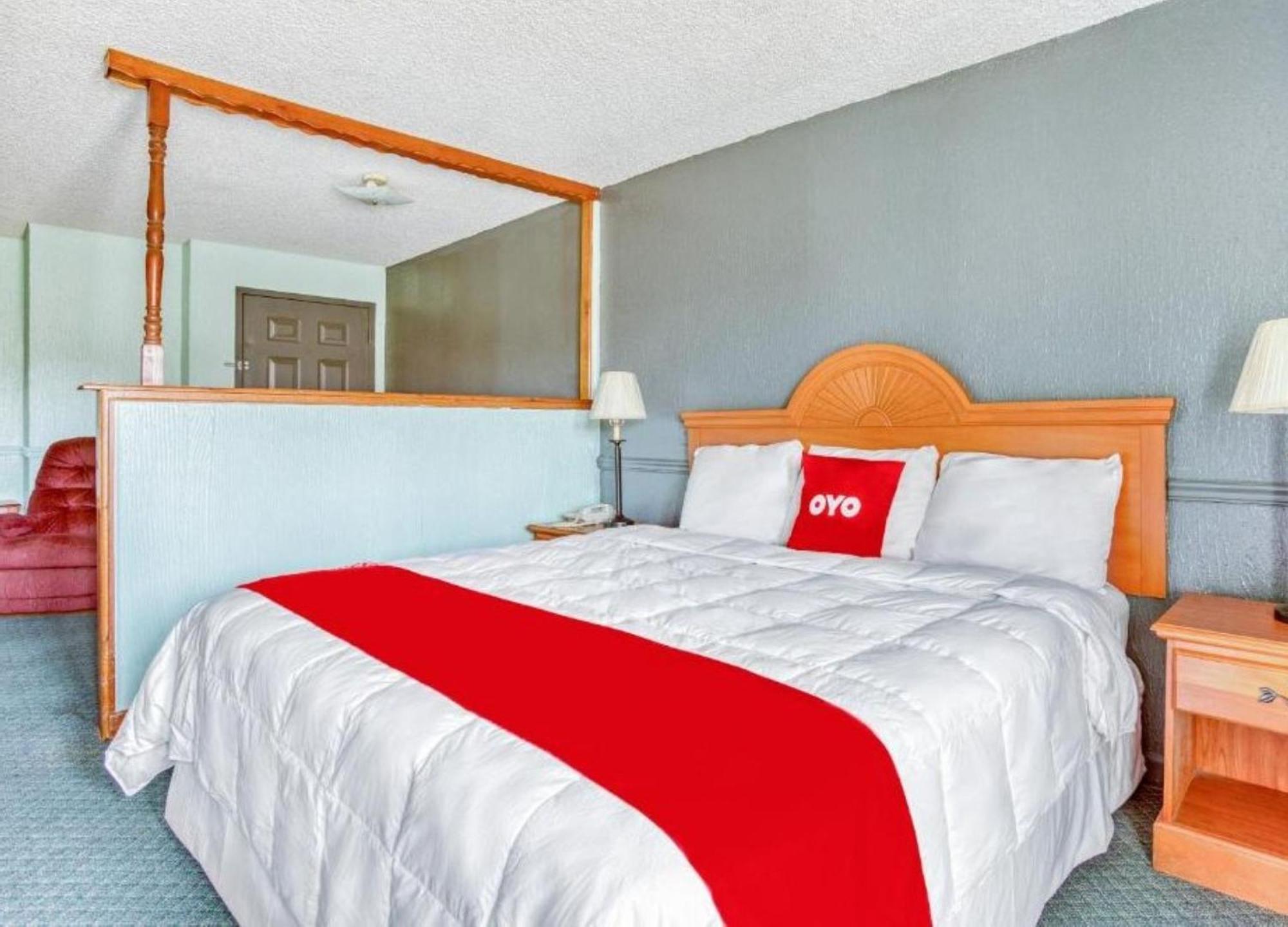 Oyo Townhouse Tulsa Woodland Hills Hotel Luaran gambar